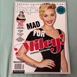 Miley Cyrus Collectors Edition